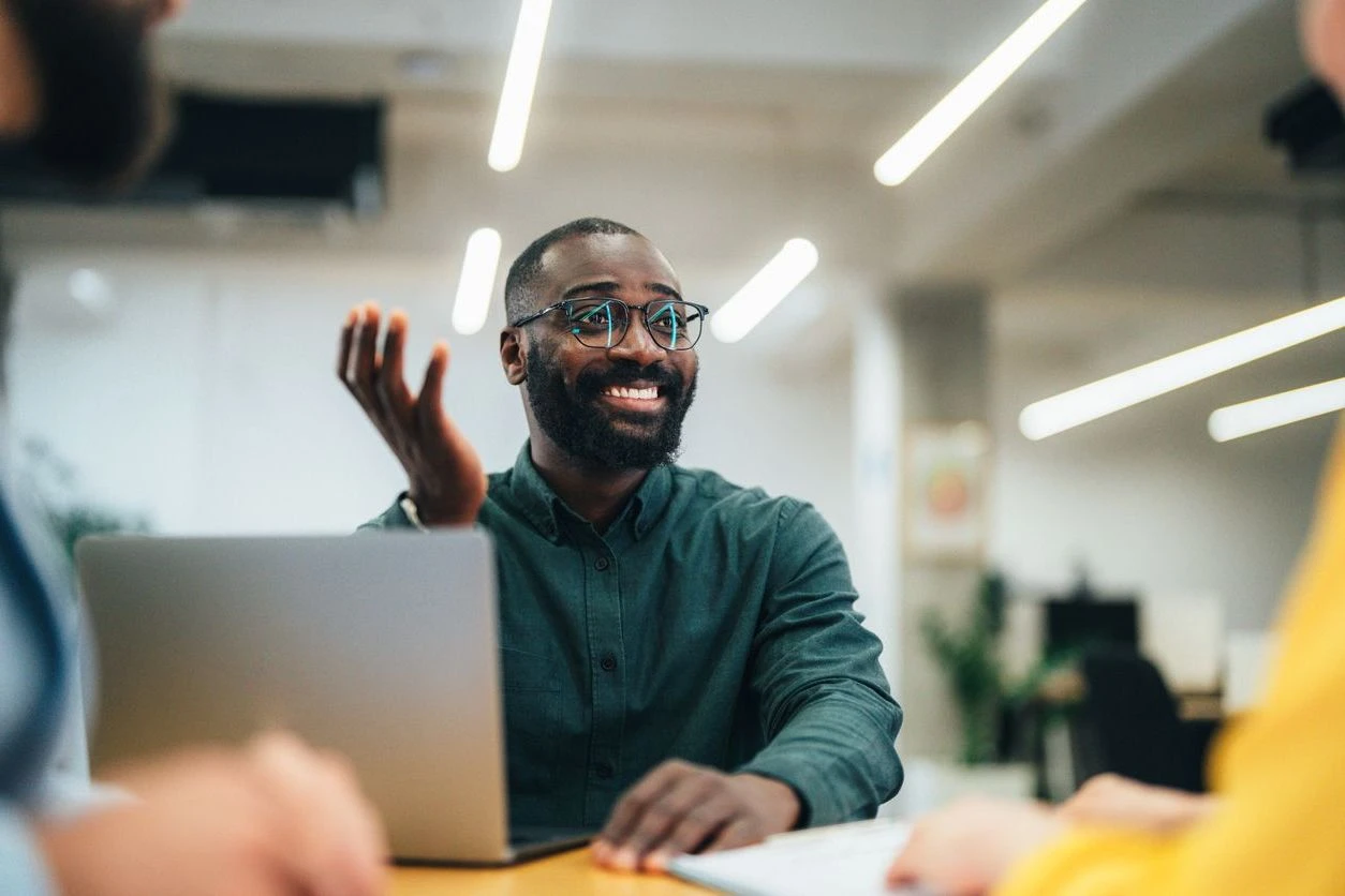 Ingenia Contract Man